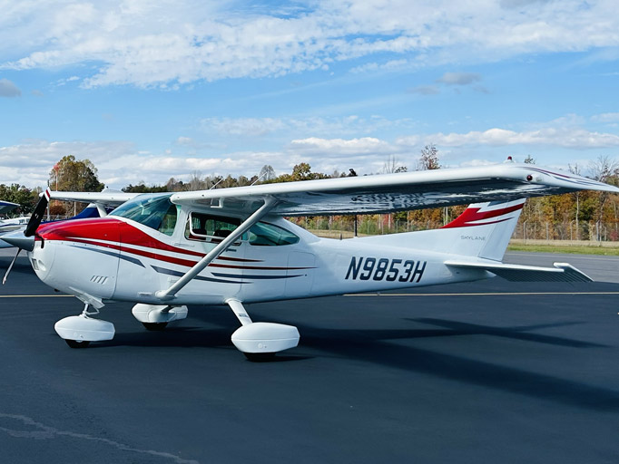 1982 CESSNA 182R SKYLANE